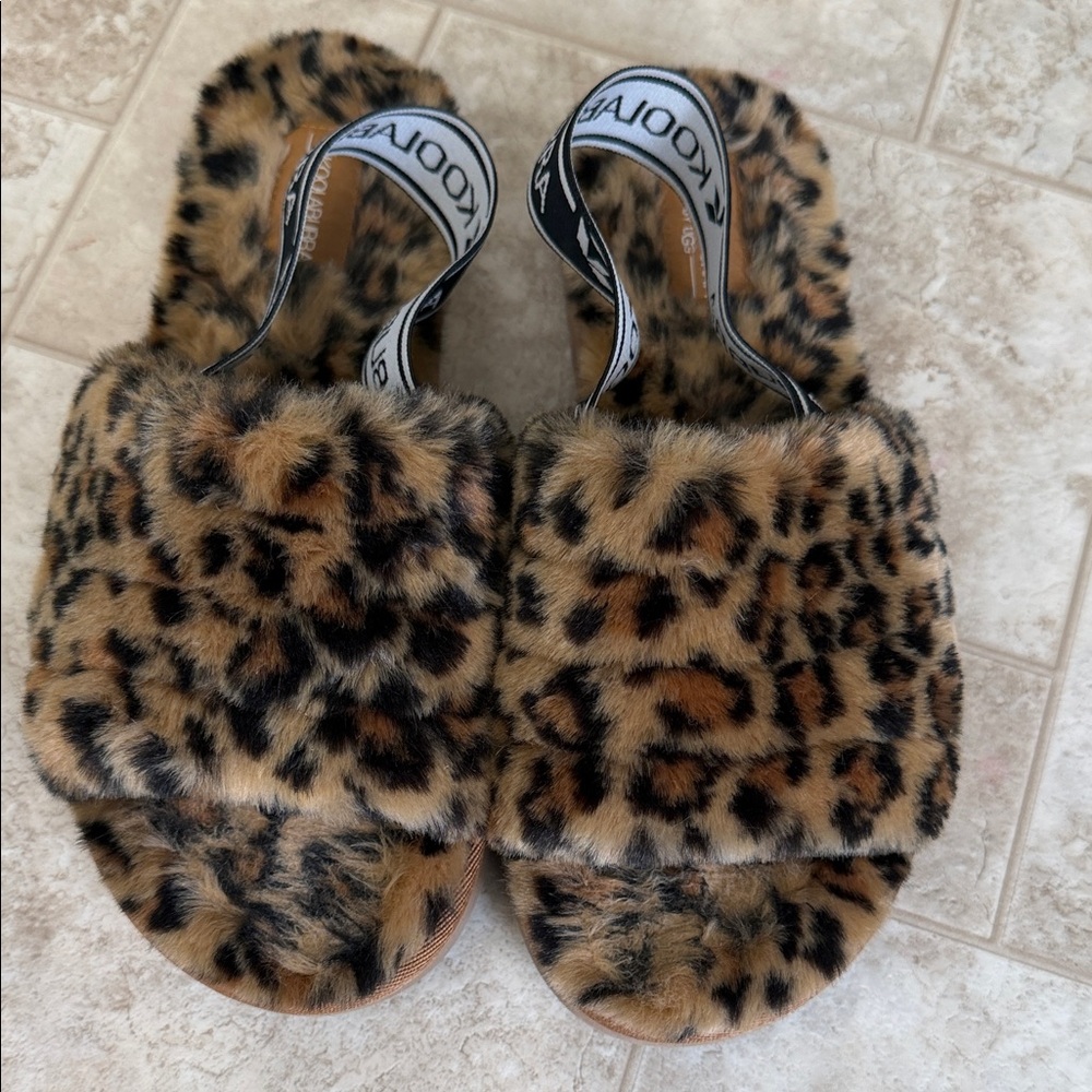 Koolaburra by UGG Animal Print Fur Slides
